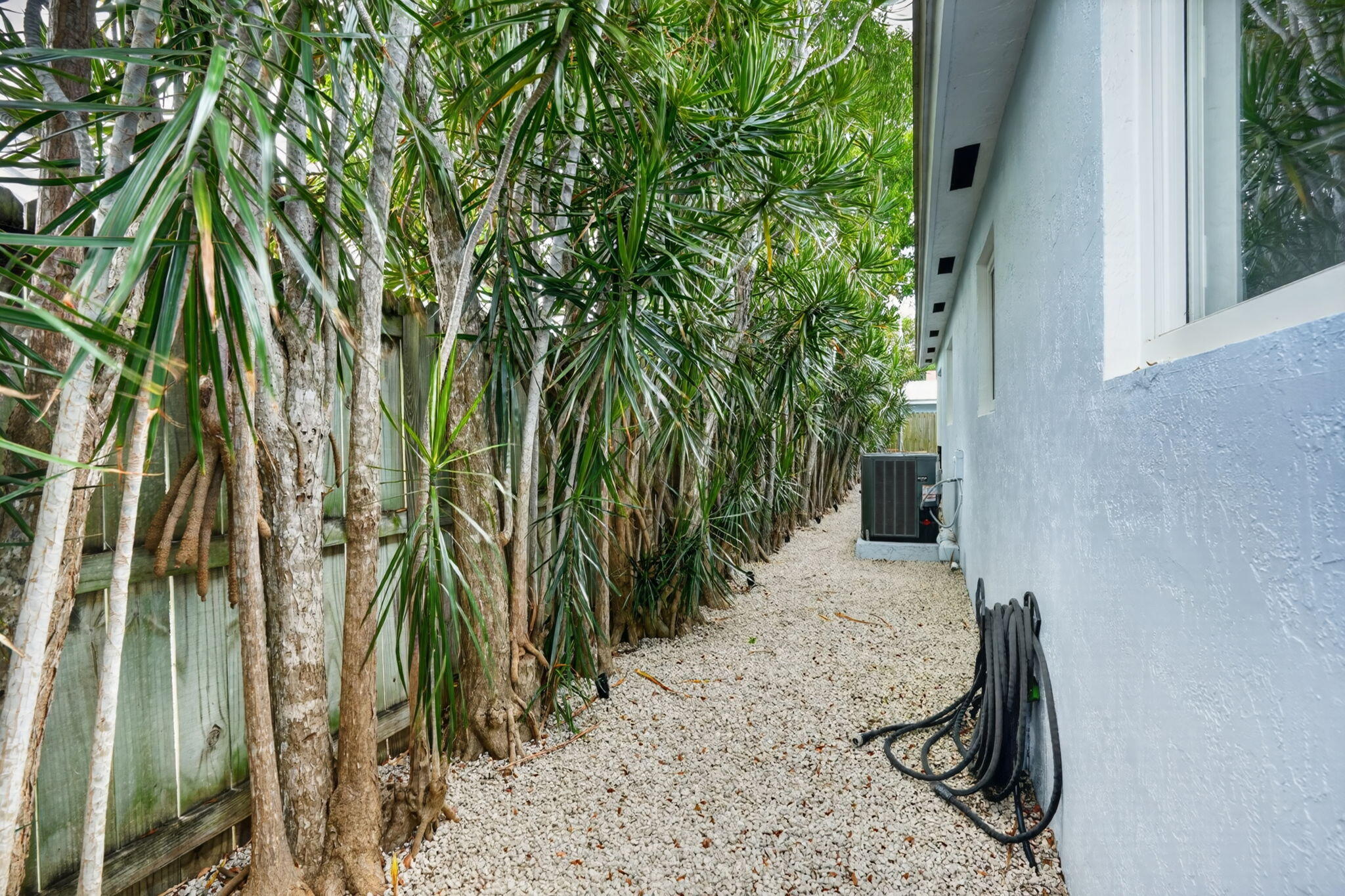 8 North End Road Key Largo, FL 33037 - Photo 31 of 39 31-web-or-mls-DSC09177-2