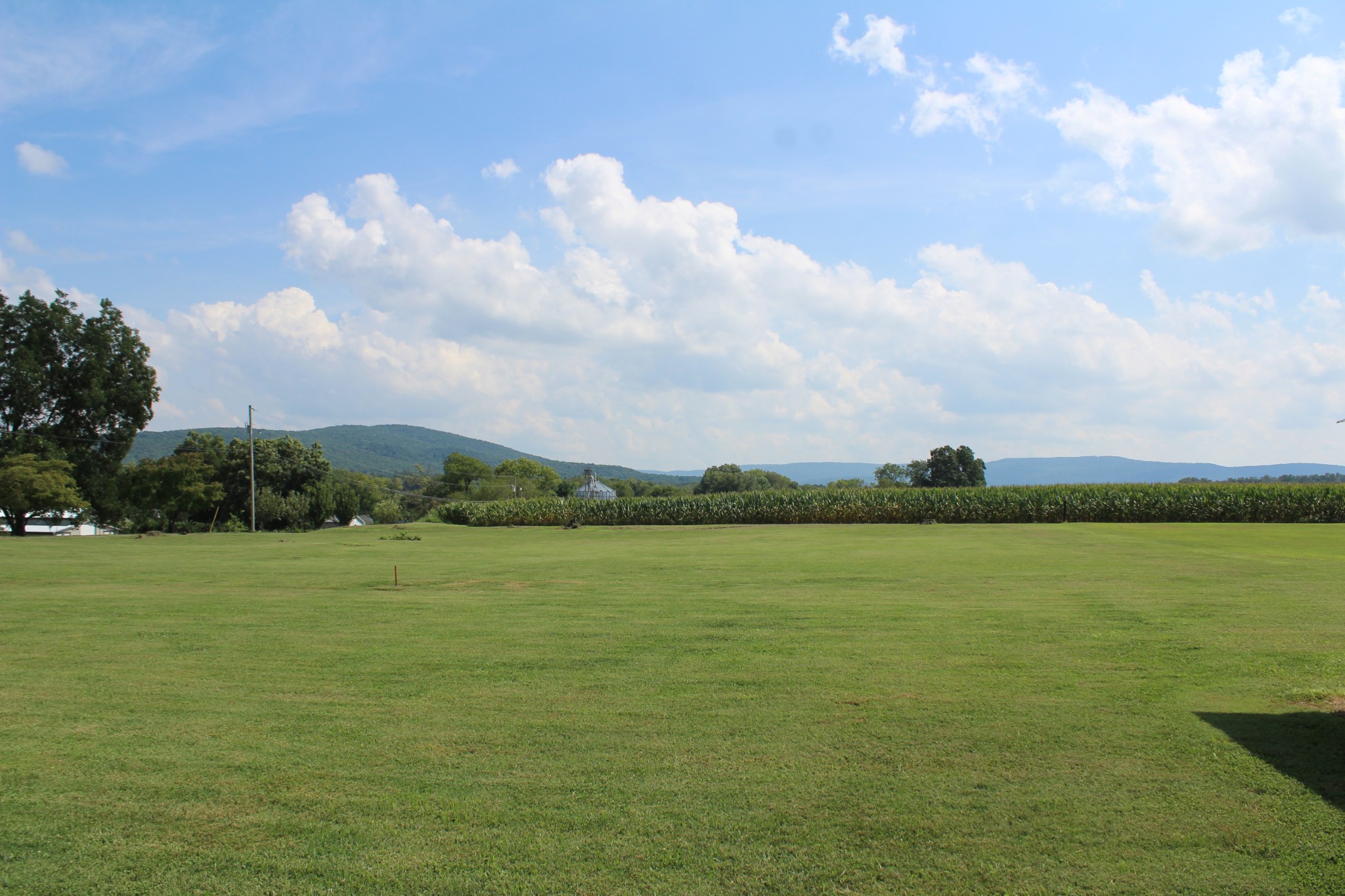 239 Mill Street Viola, TN 37357 - Photo 23 of 27 a view of an ocean and beach