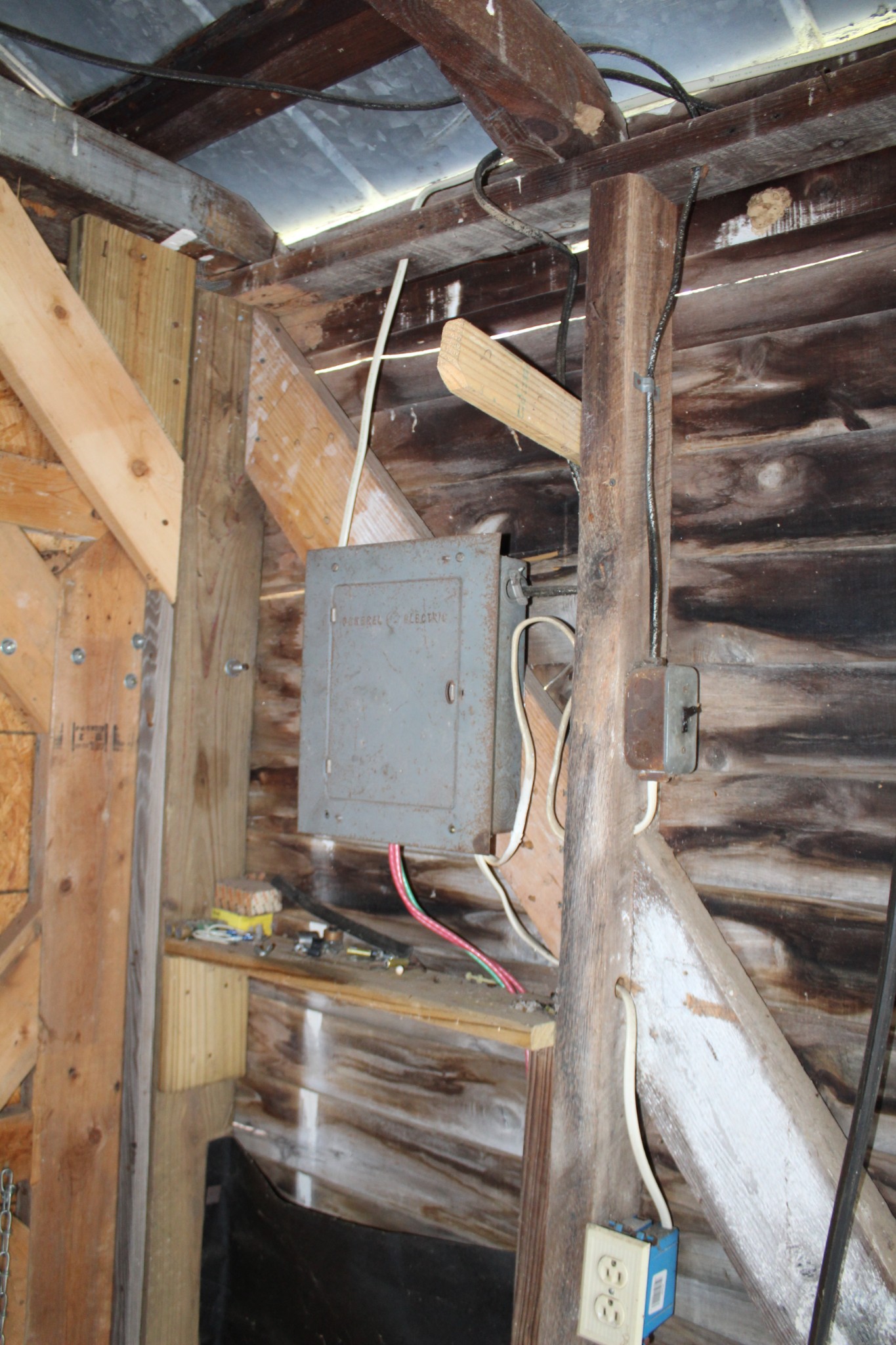 239 Mill Street Viola, TN 37357 - Photo 26 of 27 a view of storage and utility room