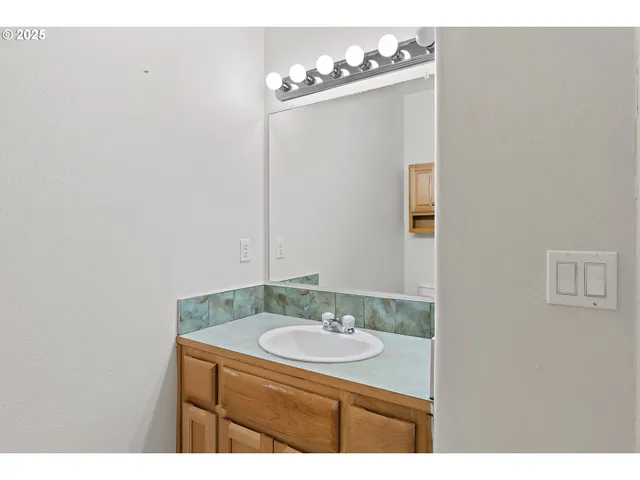 $500,000 | 2812 Northeast 120th Avenue, Vancouver, WA 98682