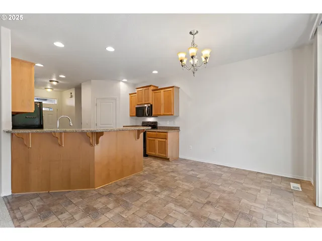 $500,000 | 2812 Northeast 120th Avenue, Vancouver, WA 98682