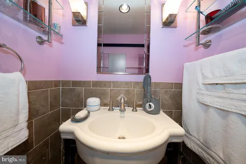 $249,000 | 825 North 29th Street, Unit 4G, Philadelphia, PA 19130