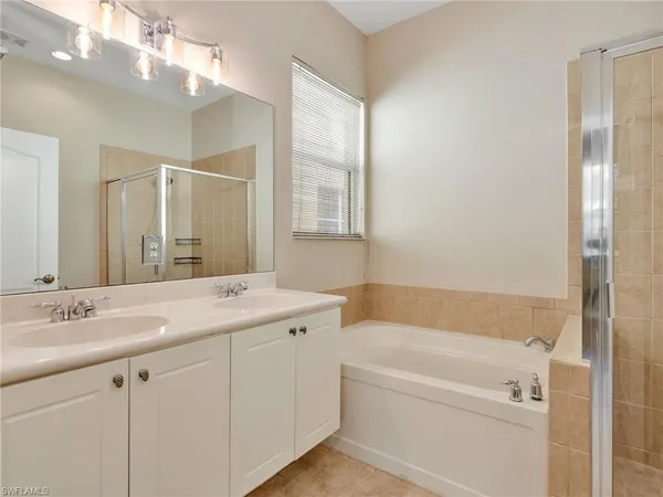 $379,900 | 10140 North Golden Elm Drive, Estero, FL 33928