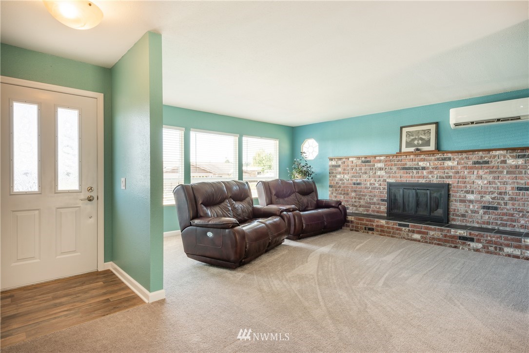 5574 Salish Road Blaine, WA 98230 - Photo 3 of 30 Gallery Image 3