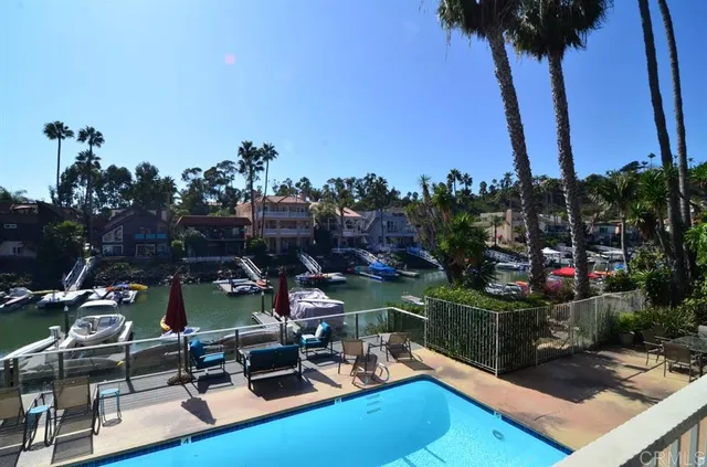 $4,300 | 4637 Park Drive, Unit 3, Carlsbad, CA 92008