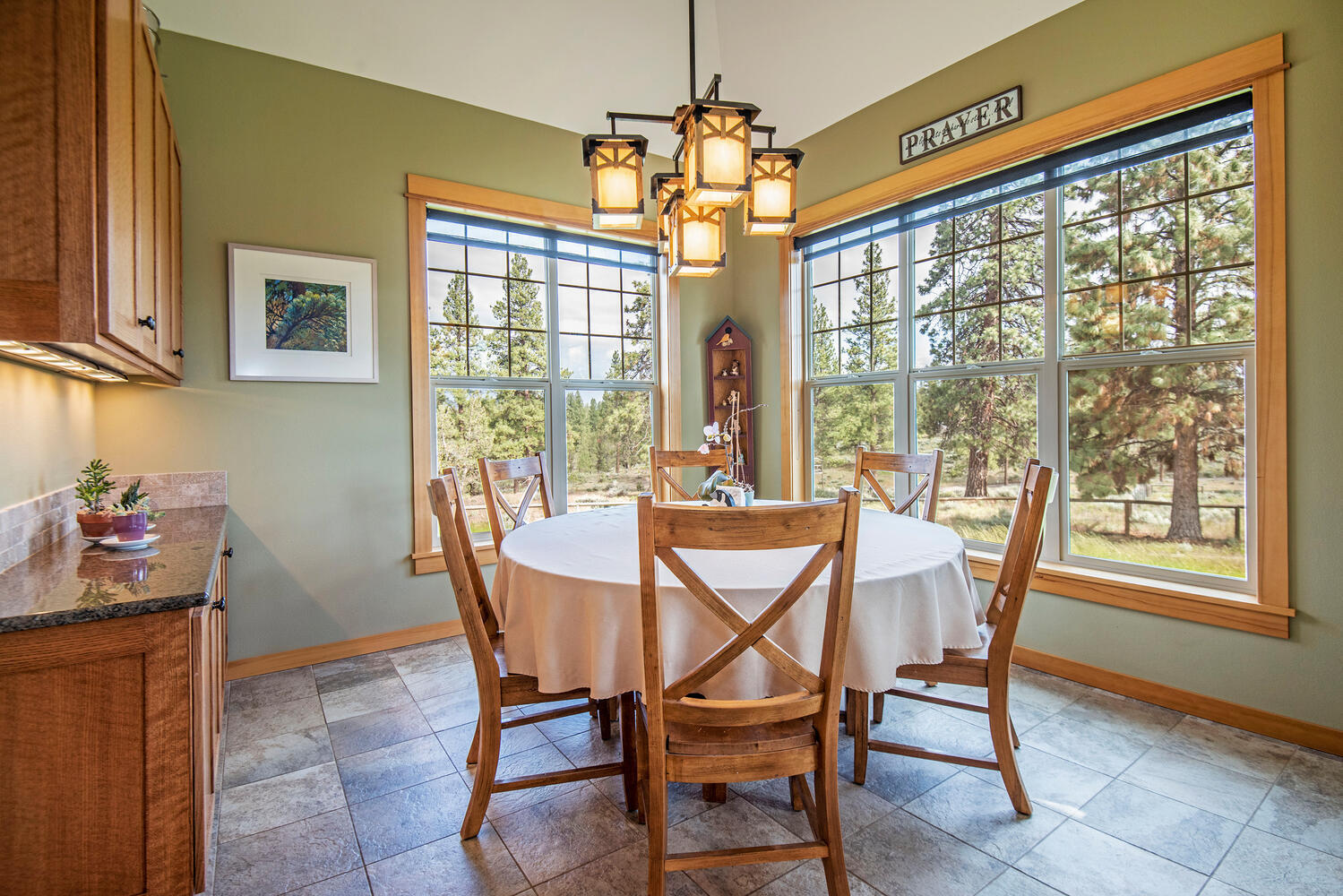 16400 Riata Drive Sisters, OR 97759 - Photo 9 of 43 8