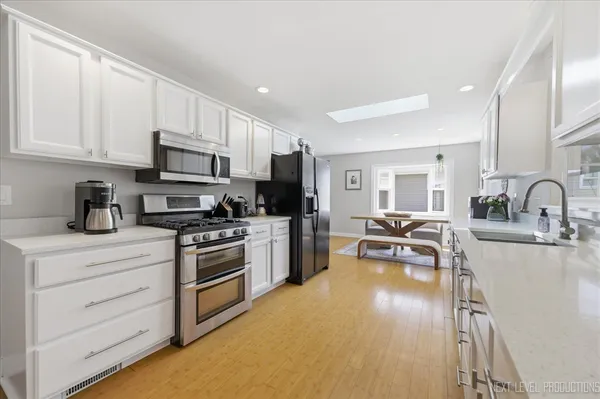 $509,900 | 1209 Laurel Lane, Naperville, IL 60540