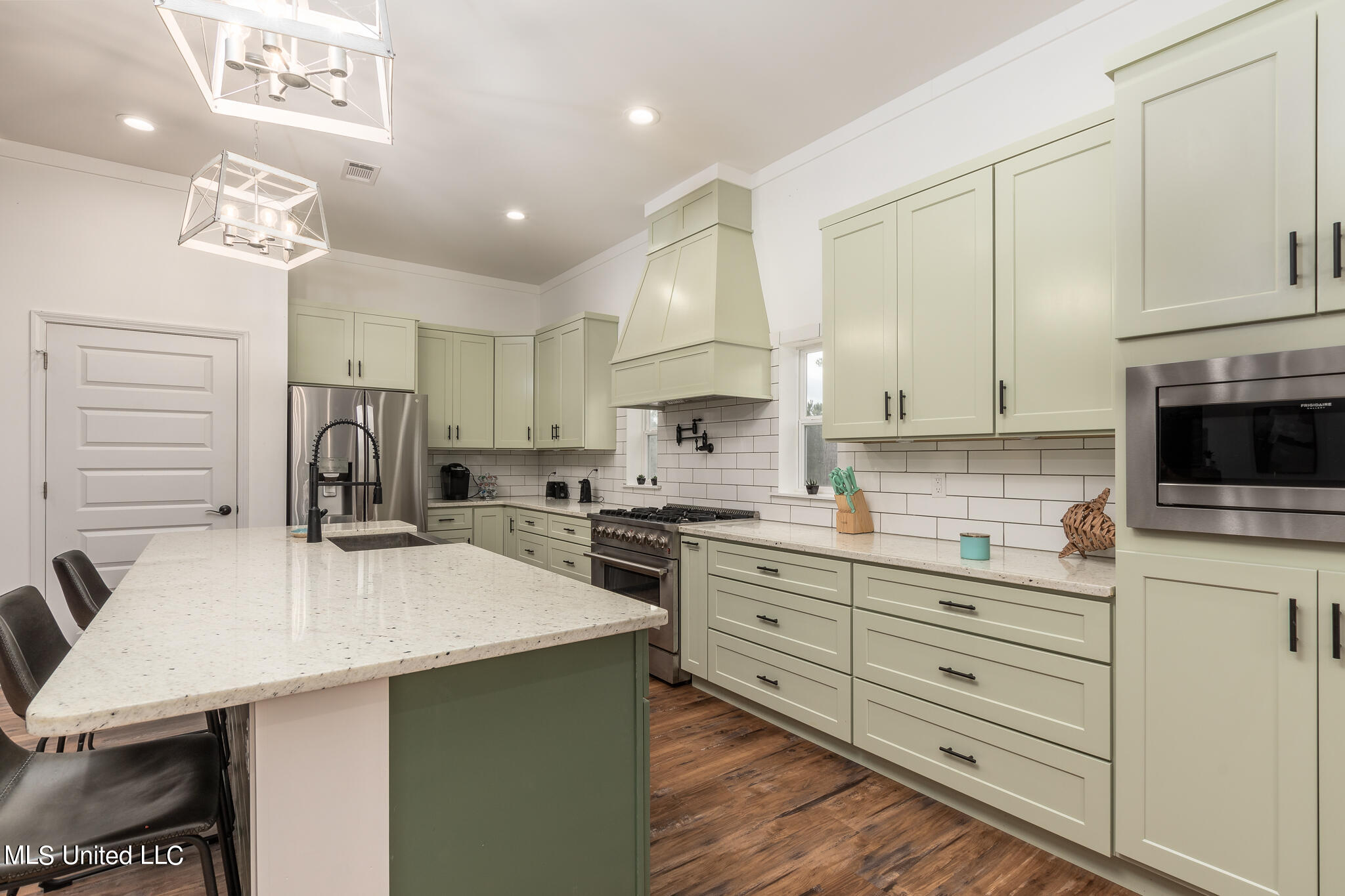 5279 Highway 13 Lumberton, MS 39455 - Photo 15 of 38 Kitchen