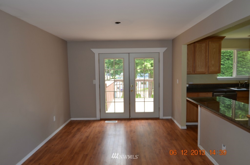 4213 Northeast 17th Street Renton, WA 98059 - Photo 8 of 15