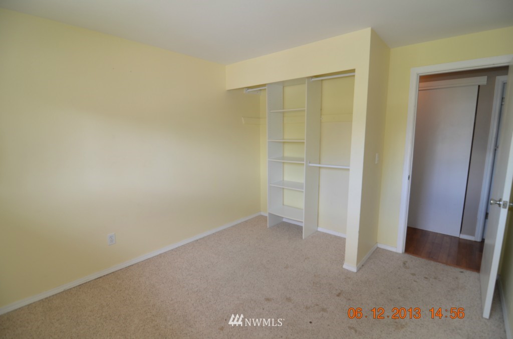 4213 Northeast 17th Street Renton, WA 98059 - Photo 10 of 15