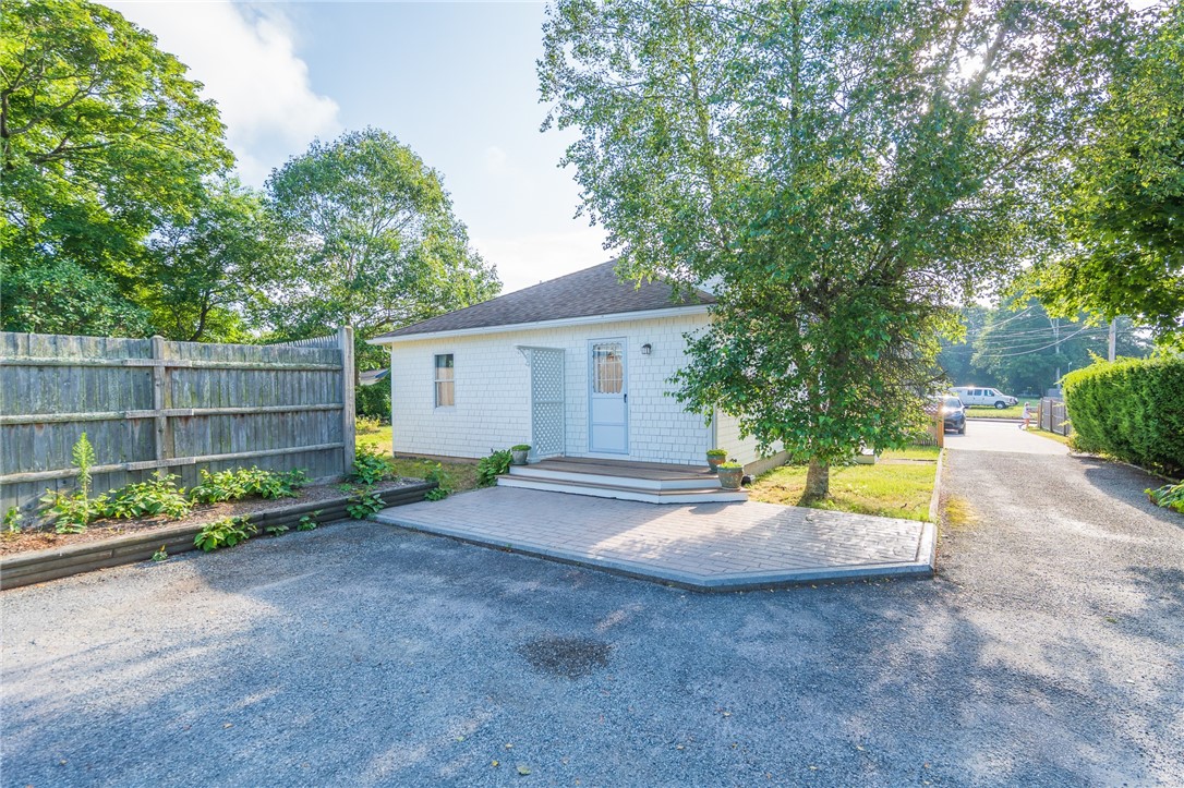 137 Kingstown Road Narragansett, RI 02882 - Photo 16 of 20