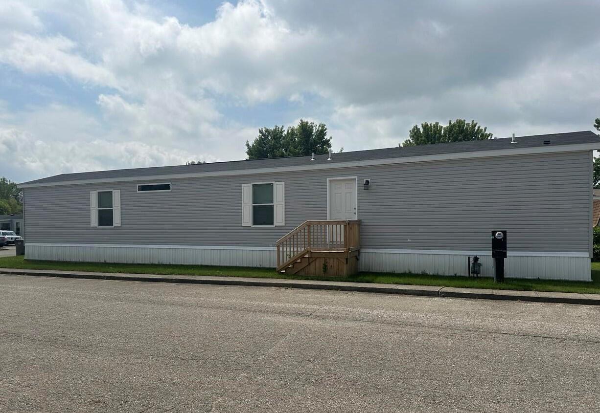 69205 Garver Road Edwardsburg, MI 49112 - Photo 1 of 17 445642251_353420530697775_47169927035876