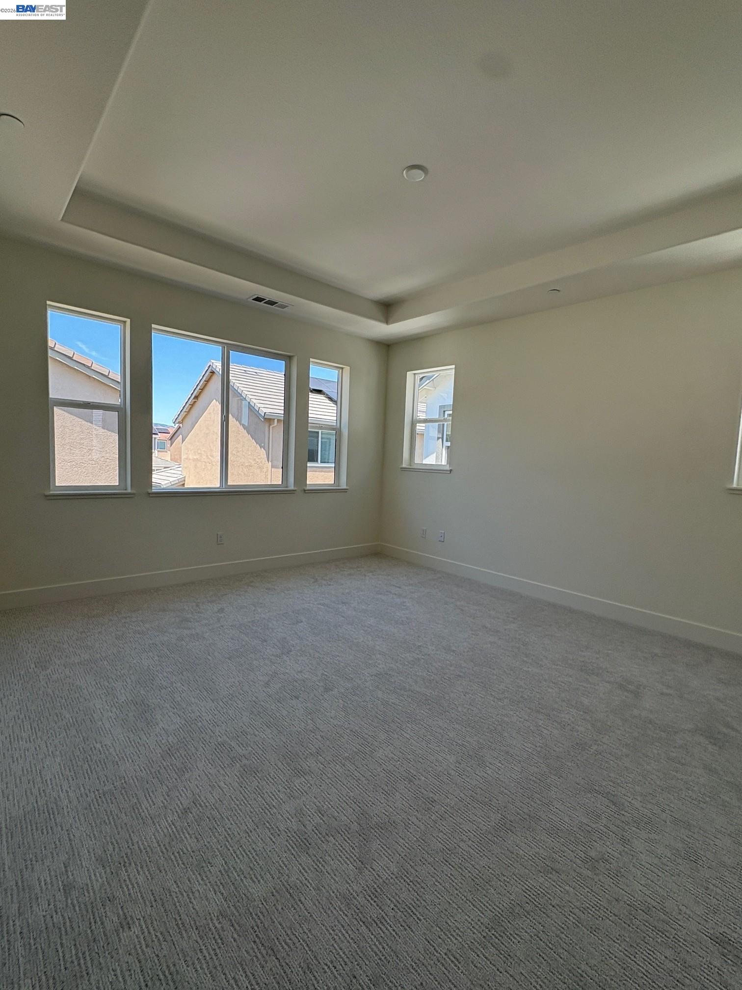 1476 Monument Lane Fairfield, CA 94533 - Photo 18 of 24 an empty room that has a window