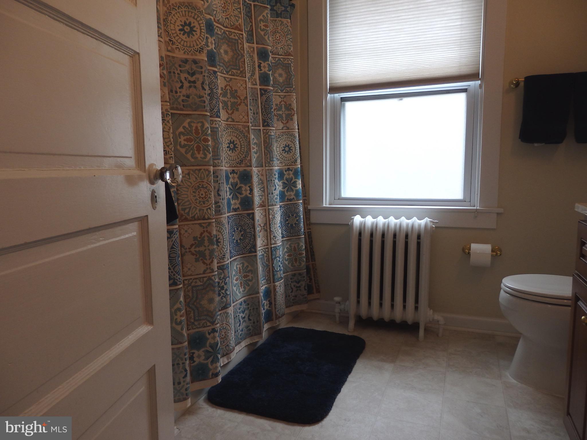 1509 Dickinson Road Havertown, PA 19083 - Photo 26 of 34 Hall Bath