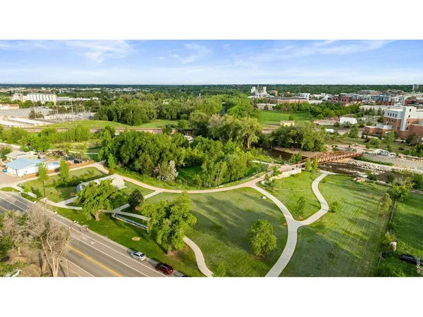 a view of an outdoor space and a yard