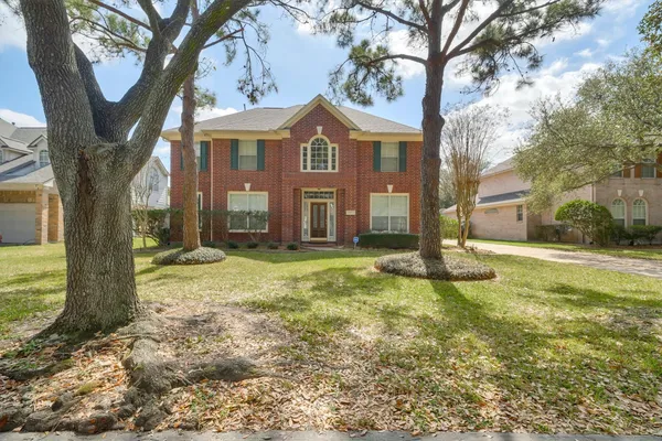 $468,000 | 9423 Walnut Brook Court, Houston, TX 77040