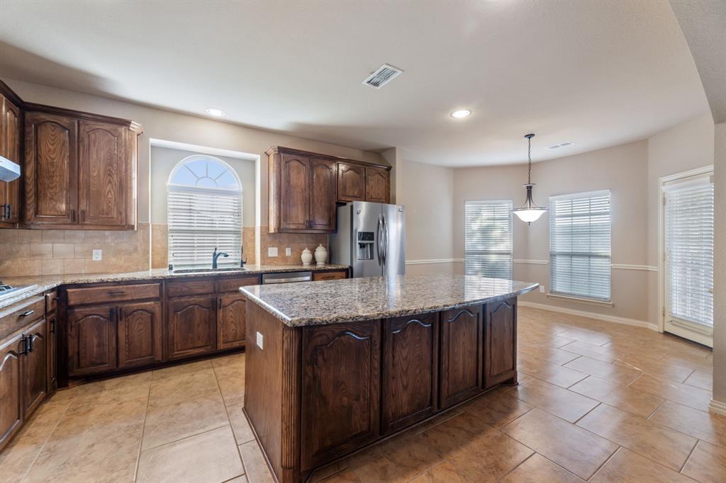 808 Goose Court Forney, TX 75126 - Photo 16 of 39