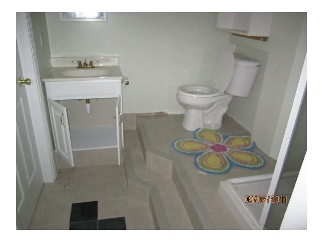 136 Ravine Road Powell, OH 43065 - Photo 13 of 15 Gallery Image 13