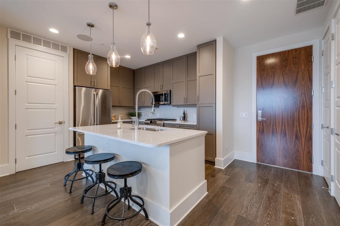 20 Rutledge Street, Unit 511 Nashville, TN 37210 - Photo 5 of 30