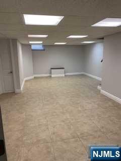 19 Shelby Court, Unit RIGHT Paramus, NJ 07652 - Photo 12 of 15