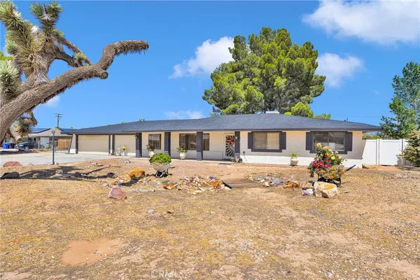 $525,000 | 20360 Eyota, Apple Valley, CA 92308