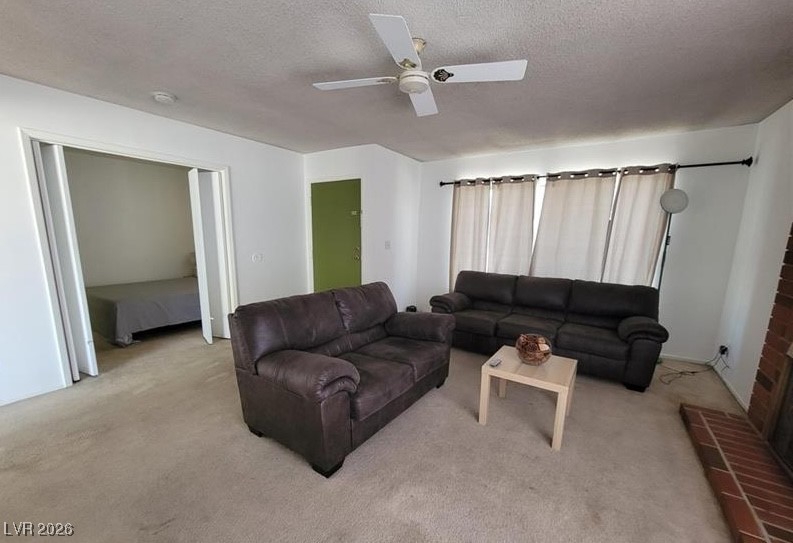 2102 East Russell Road Las Vegas, NV 89119 - Photo 3 of 10