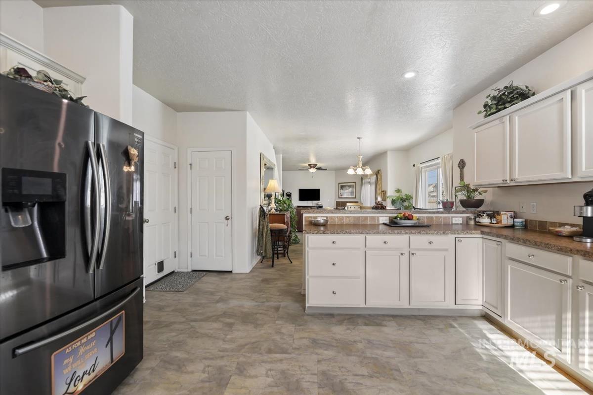 5209 Wallace Way Caldwell, ID 83607 - Photo 18 of 34