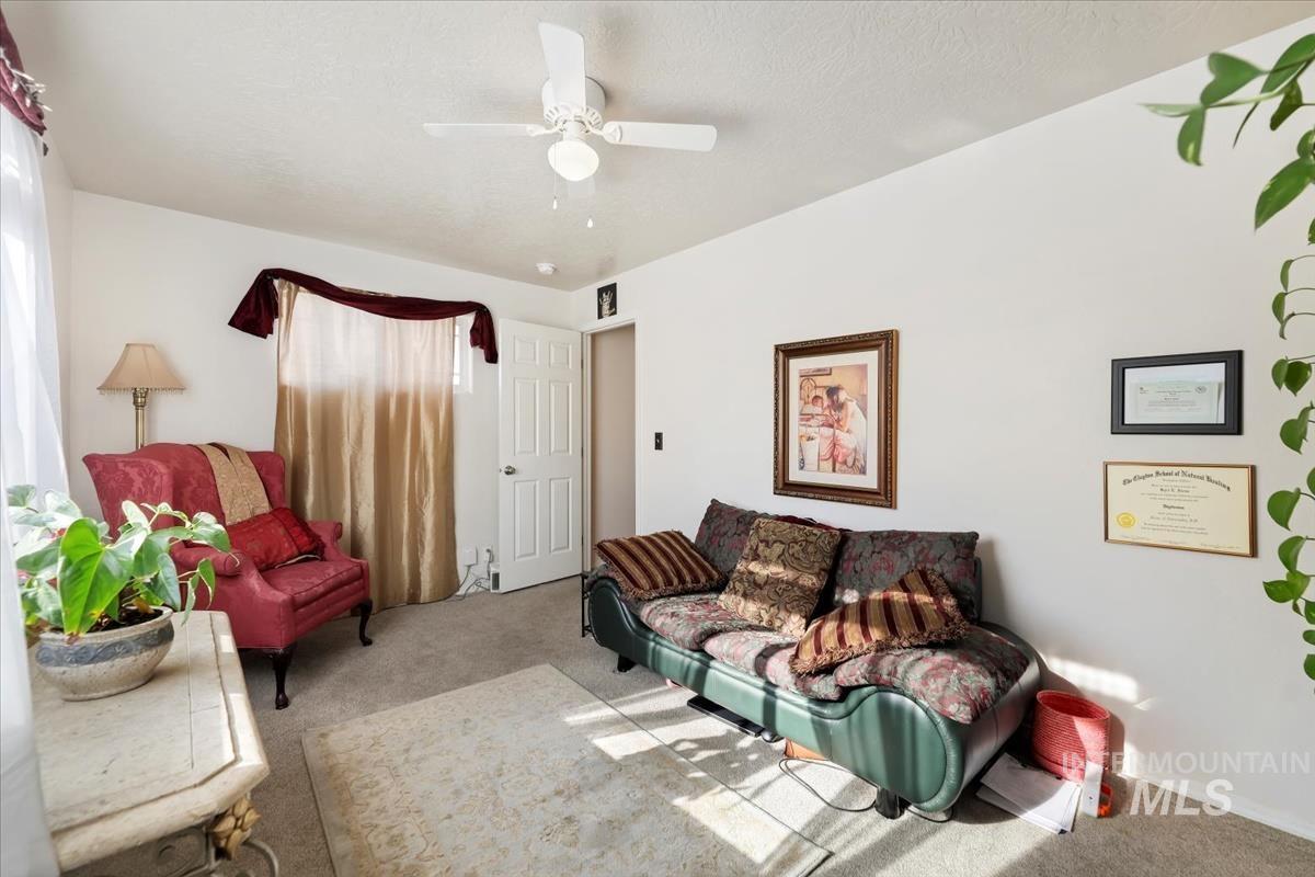 5209 Wallace Way Caldwell, ID 83607 - Photo 30 of 34