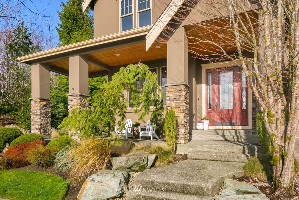2989 Northeast Davis Loop Issaquah, WA 98029 - Photo 3 of 37 a view of a house with a yard