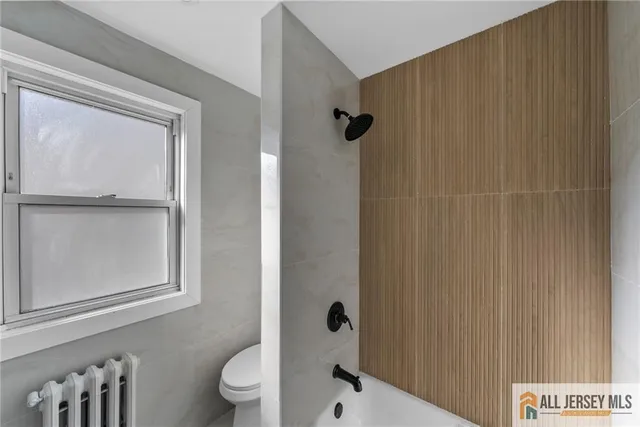 $1,950 | 1608 Brunswick Avenue, Unit 2, Lawrence Township, NJ 08648