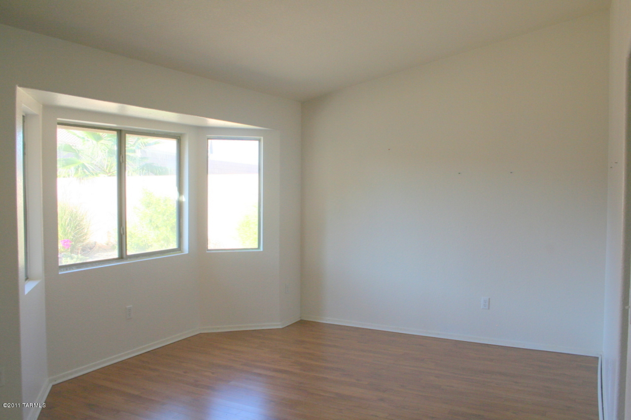 6575 West Harbin Ridge Way Tucson, AZ 85757 - Photo 9 of 16