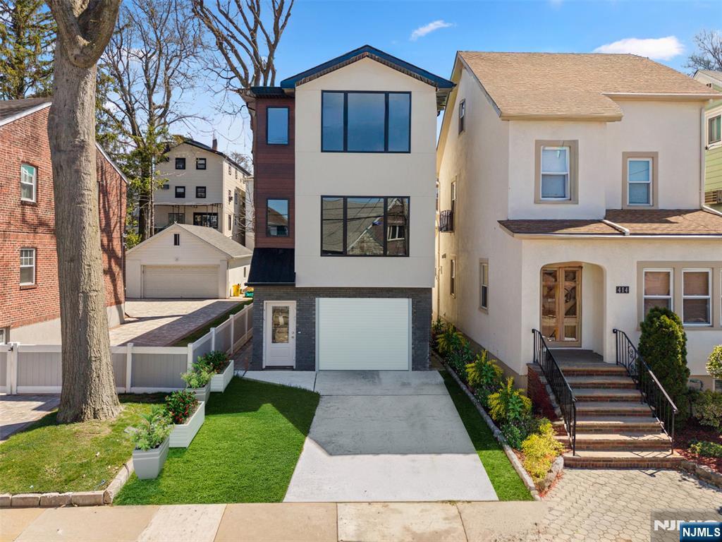 416 North 8th Street Fairview, NJ 07022 - Photo 1 of 45