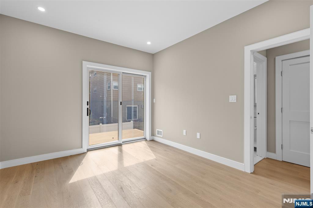416 North 8th Street Fairview, NJ 07022 - Photo 20 of 45