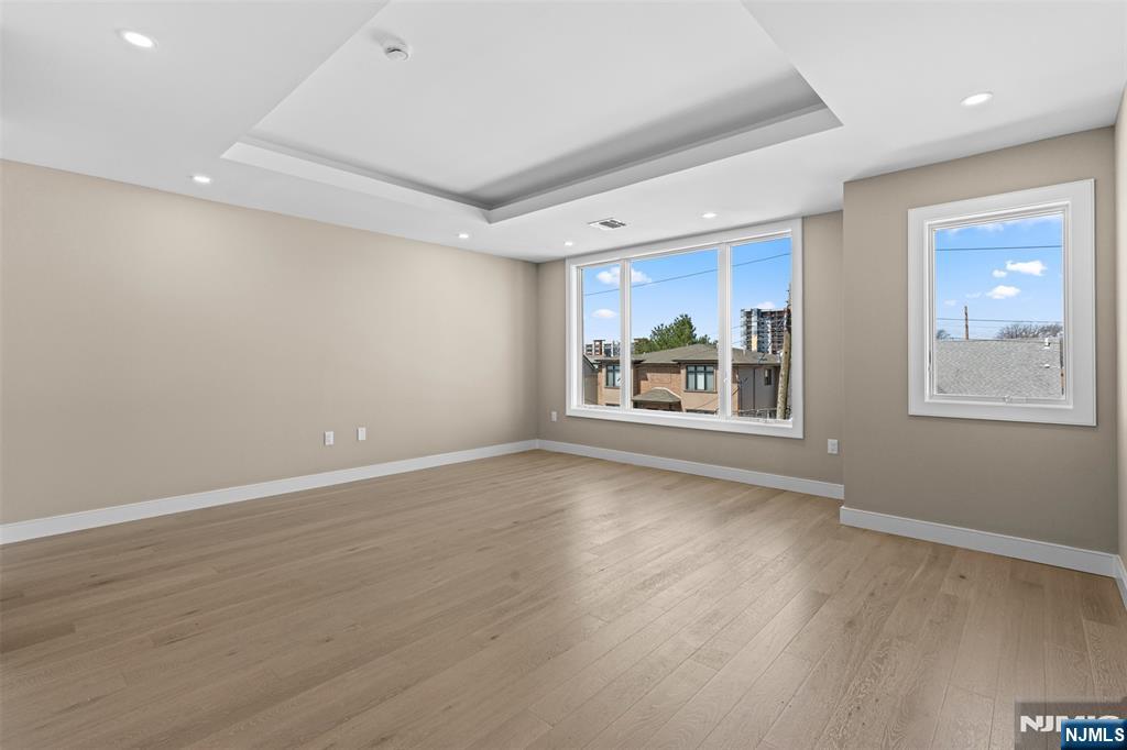416 North 8th Street Fairview, NJ 07022 - Photo 24 of 45