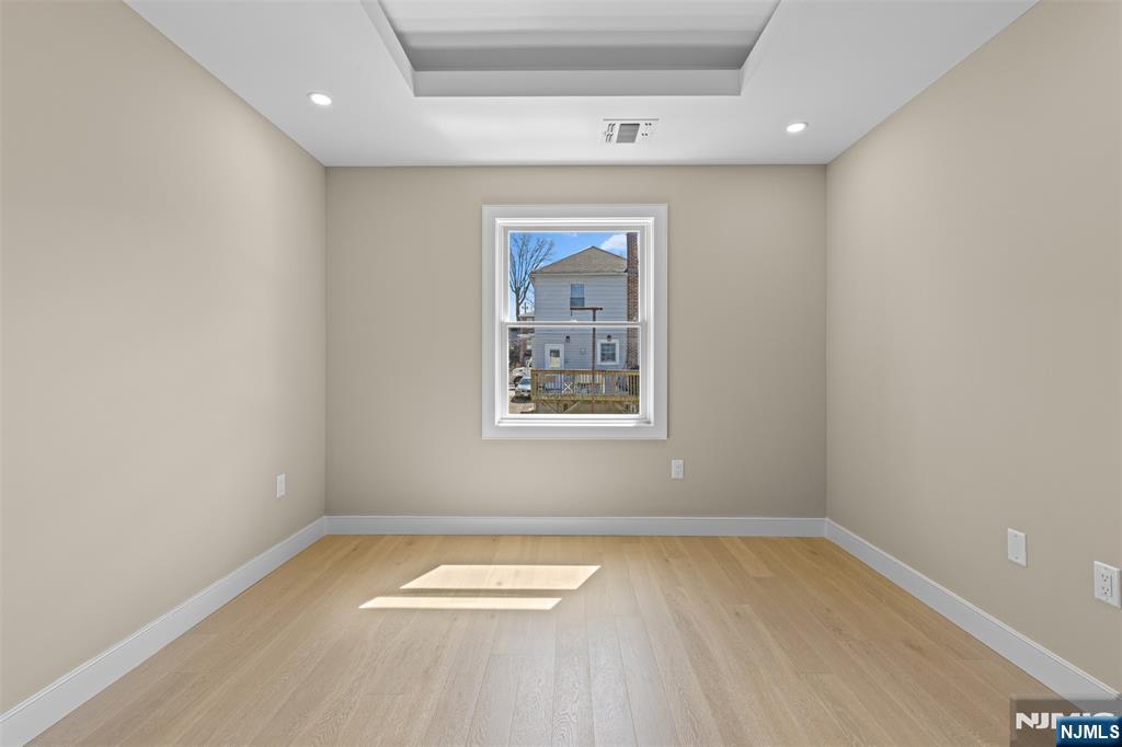 416 North 8th Street Fairview, NJ 07022 - Photo 34 of 45