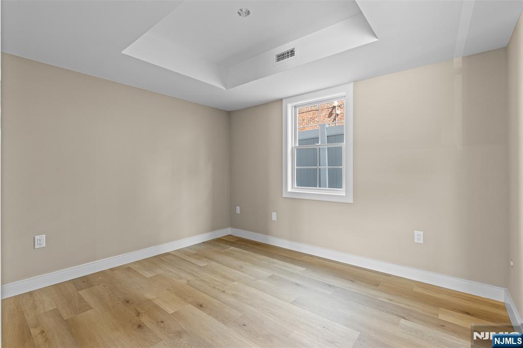 416 North 8th Street Fairview, NJ 07022 - Photo 37 of 45