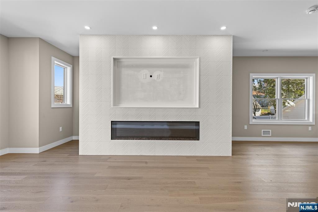 416 North 8th Street Fairview, NJ 07022 - Photo 6 of 45