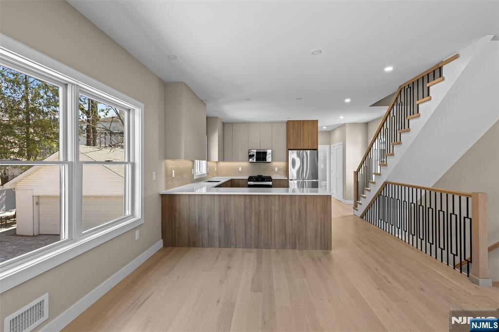 416 North 8th Street Fairview, NJ 07022 - Photo 9 of 45