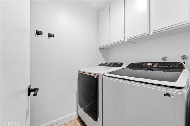 $699,000 | 5325 Lindley Avenue, Unit 106, Tarzana, CA 91356