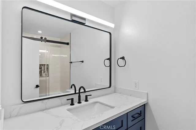 $699,000 | 5325 Lindley Avenue, Unit 106, Tarzana, CA 91356