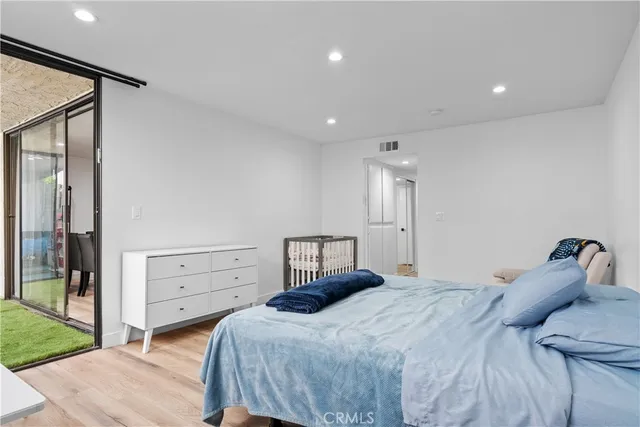 $699,000 | 5325 Lindley Avenue, Unit 106, Tarzana, CA 91356