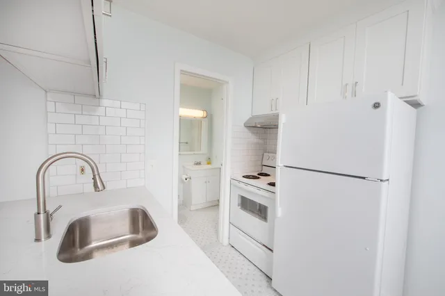 $2,000 | 129 South Main Street, Unit A, New Hope, PA 18938