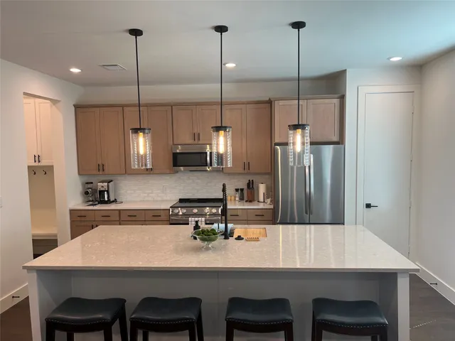 $900 | 3009 Hibiscus Street, College Station, TX 77845