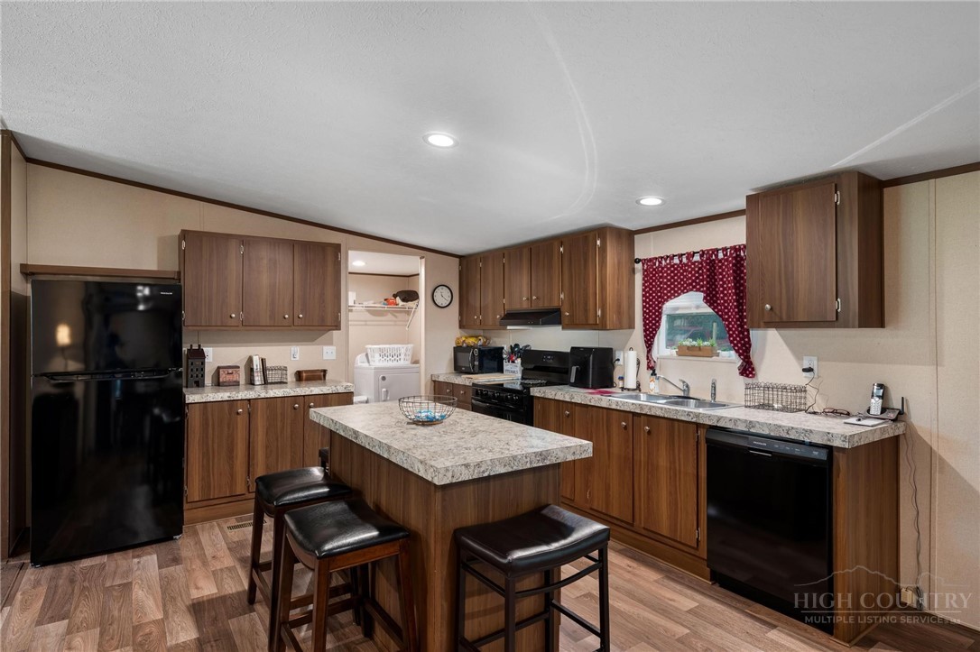 338 Pottertown Road Todd, NC 28684 - Photo 11 of 43 Gallery Image 11