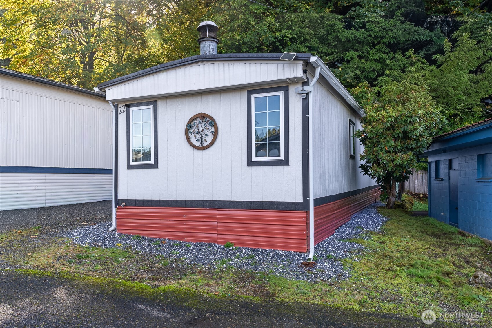 16405 Maple Valley Highway, Unit 22 Renton, WA 98058 - Photo 3 of 31 a view of backyard of house
