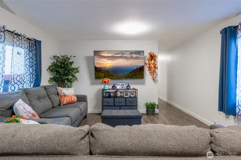 $132,000 | 16405 Maple Valley Highway, Unit 22, Renton, WA 98058