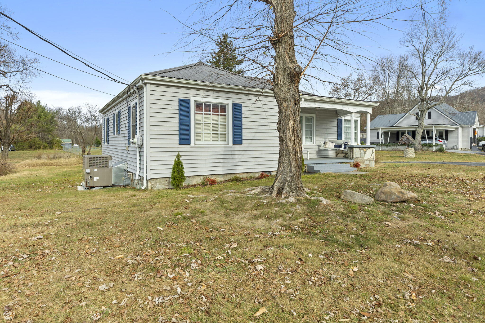609 Rock Creek Road Erwin, TN 37650 - Photo 3 of 27 3-web-or-mls-217A0120k