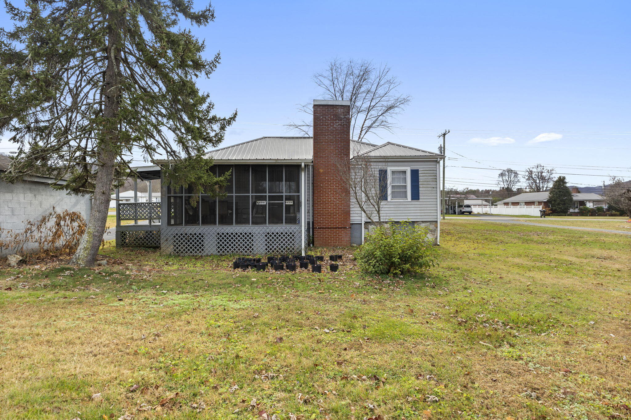 609 Rock Creek Road Erwin, TN 37650 - Photo 5 of 27 5-web-or-mls-217A0130k