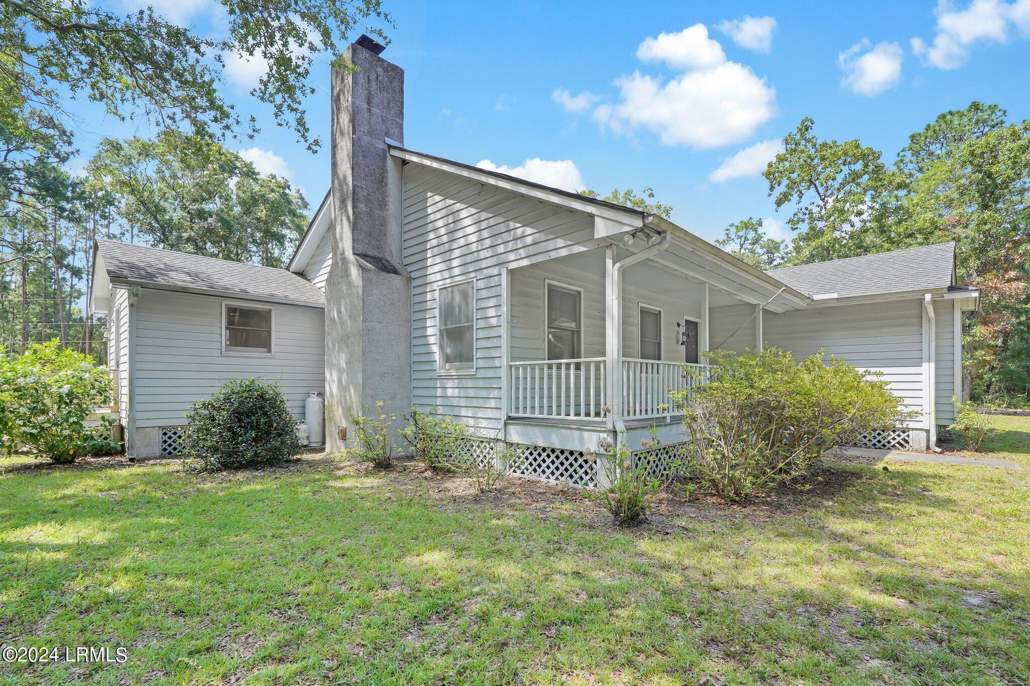 420 Sams Point Road Beaufort, SC 29907 - Photo 11 of 49 11-web-or-mls-DSC07682