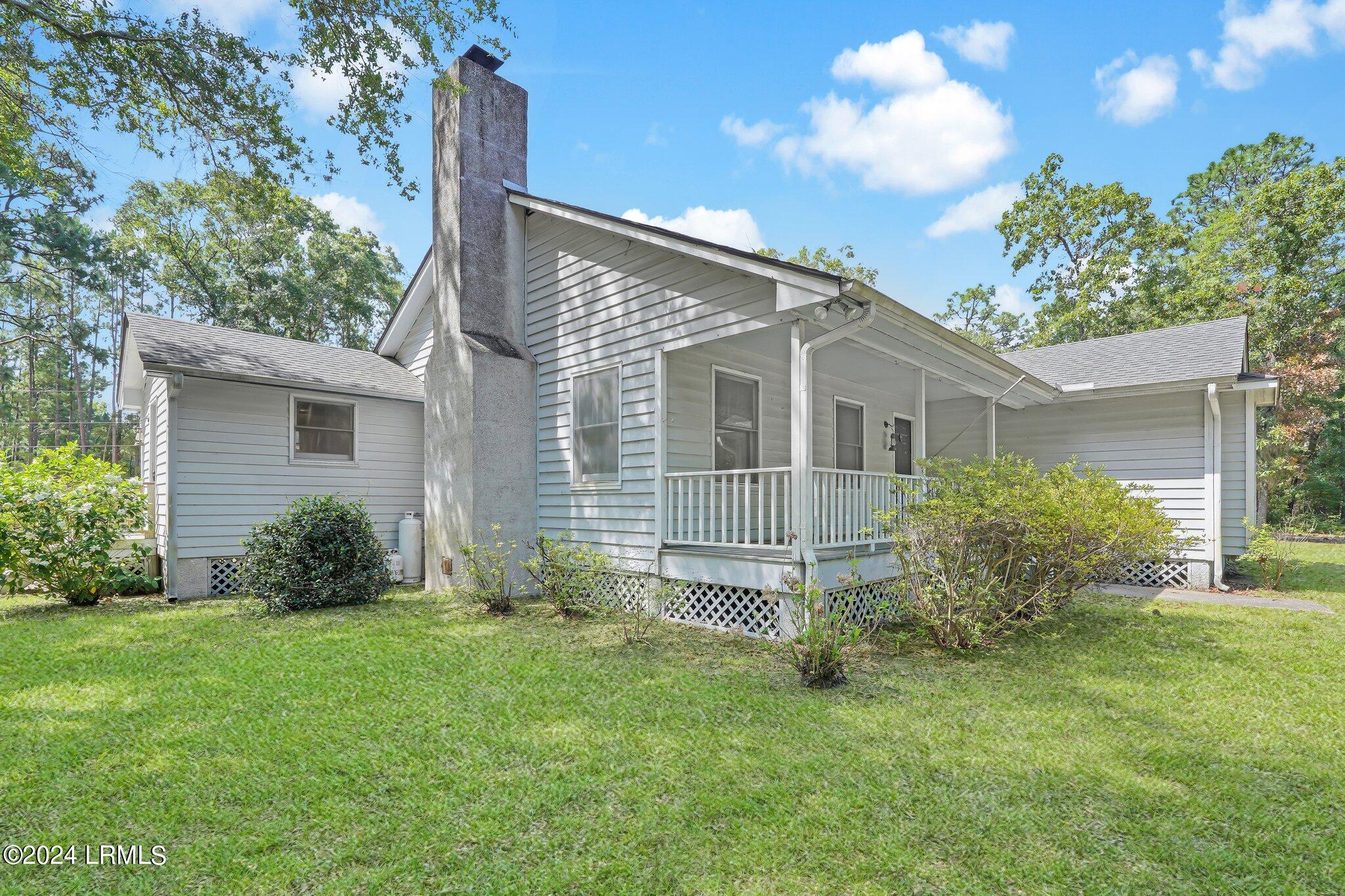 420 Sams Point Road Beaufort, SC 29907 - Photo 12 of 49 12-web-or-mls-DSC07682a